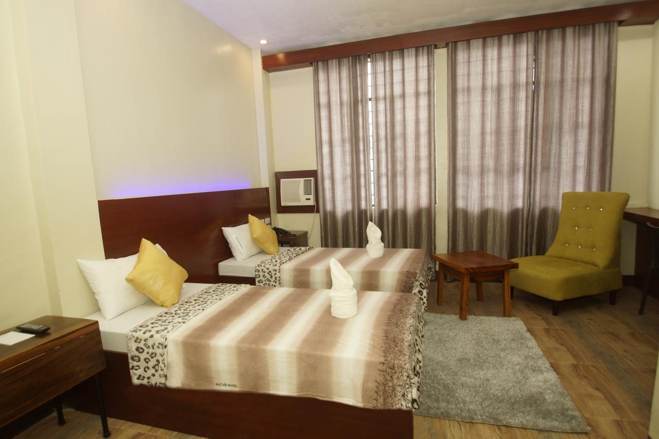 Hacasi Hotel Anibong Bagian luar foto